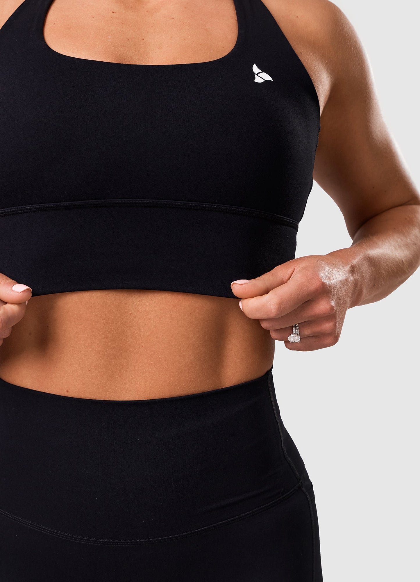 ROXI Cross-Back Sports Bra BLACK EDITION