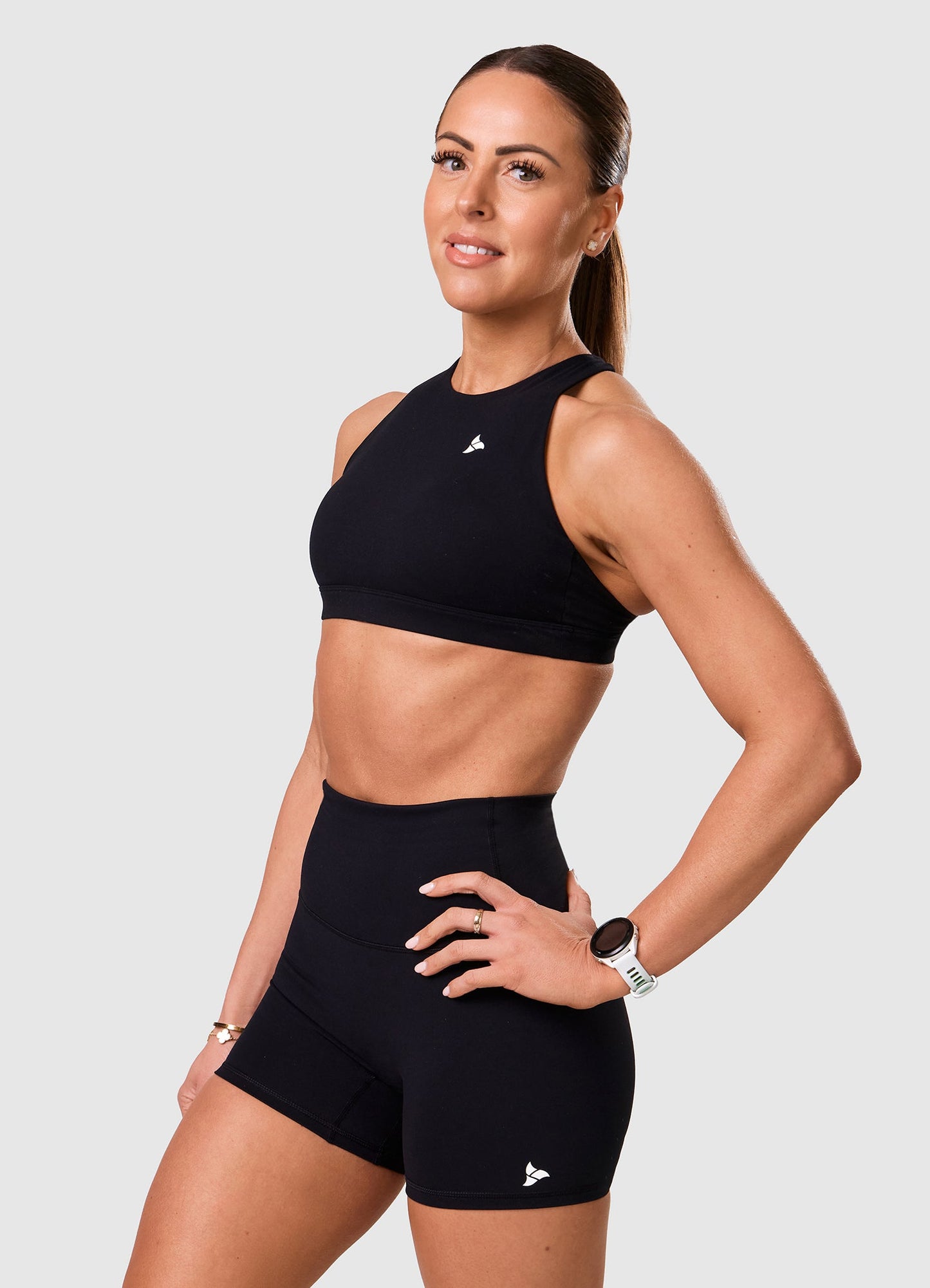 ROXI 4" Shorts BLACK EDITION